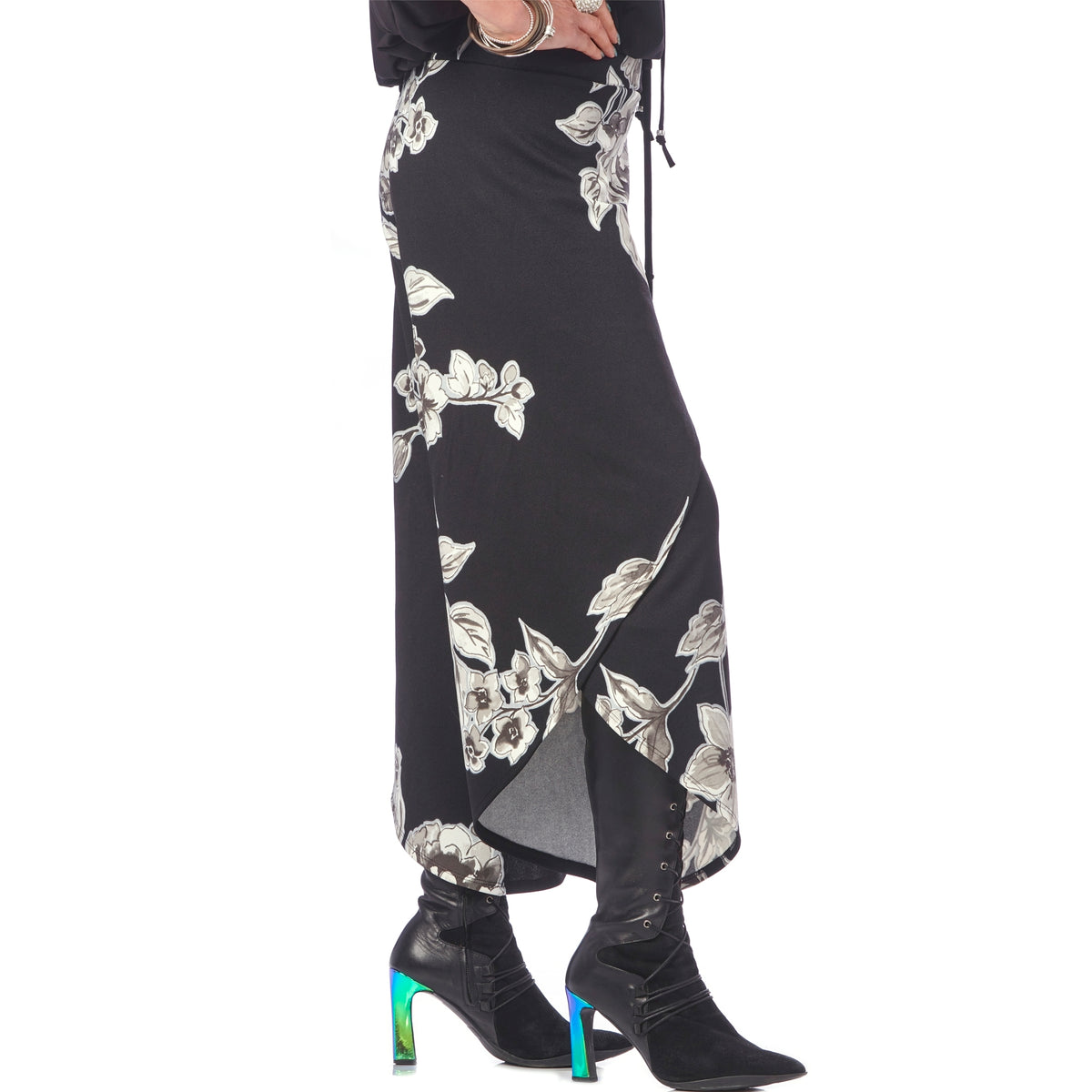 Dolphin-Hem Wrap Pant