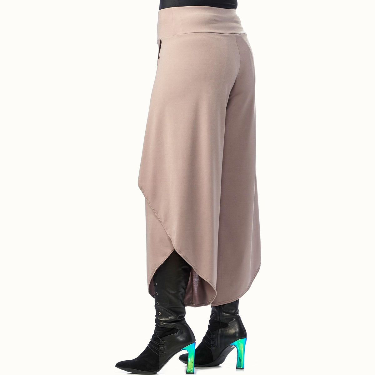 Wrap Dolphin-Hem Pant