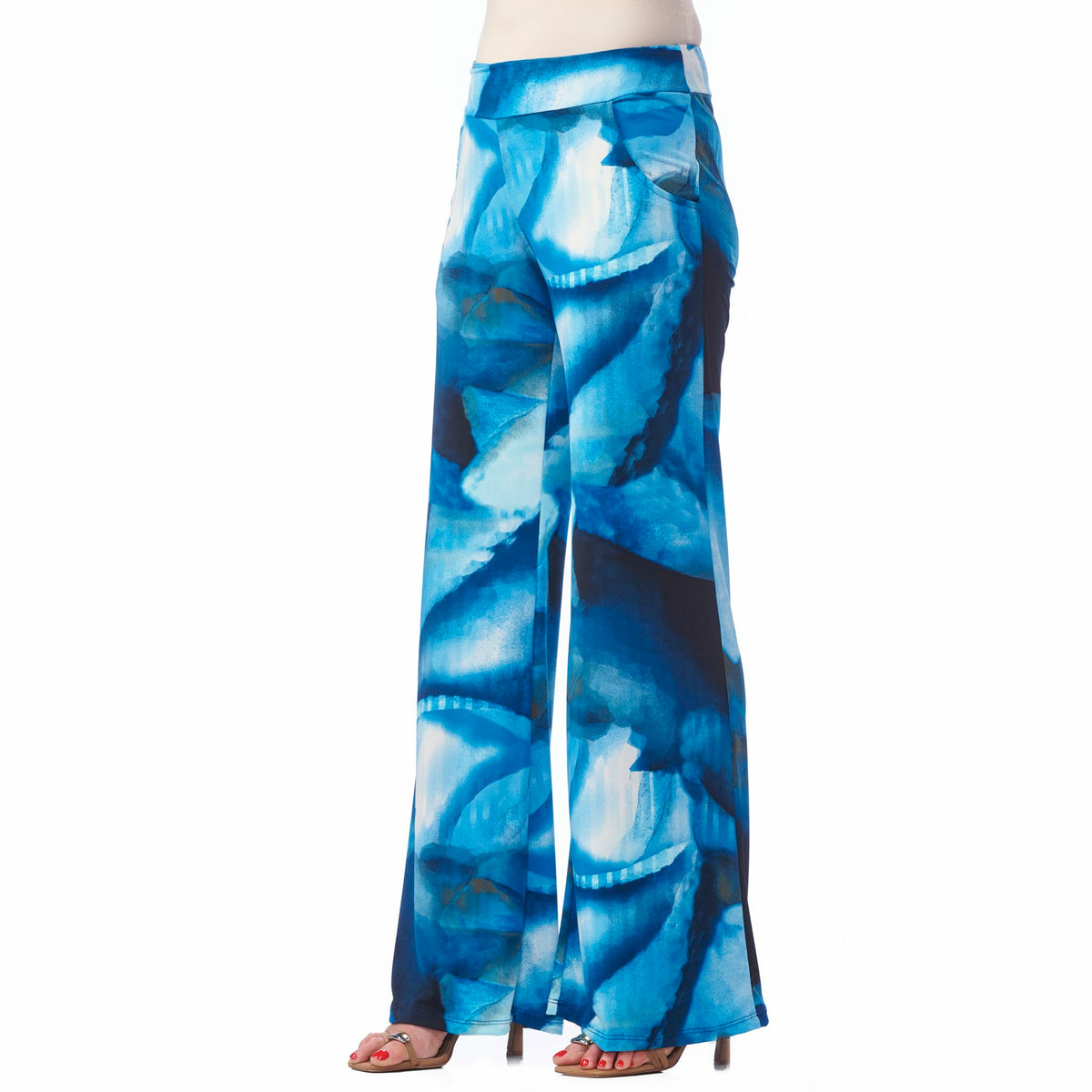 Flared Pocketed Trouser