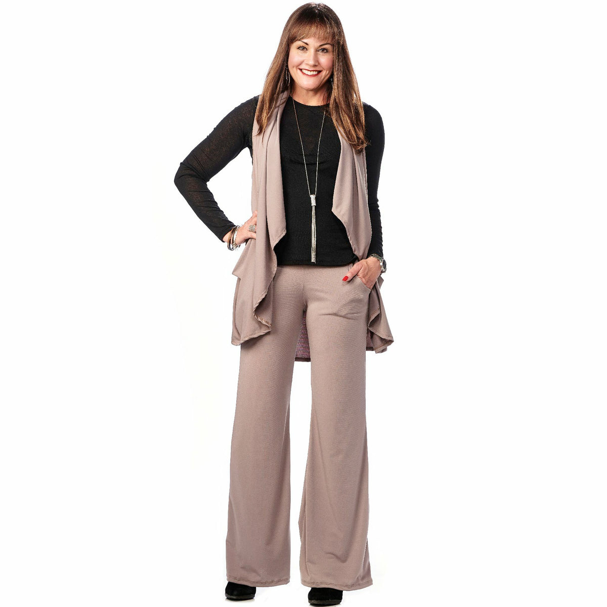 Flared Pocketed Trouser